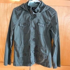 New Look army green hooded cotton utility jacket small EUC no flaws or callouts